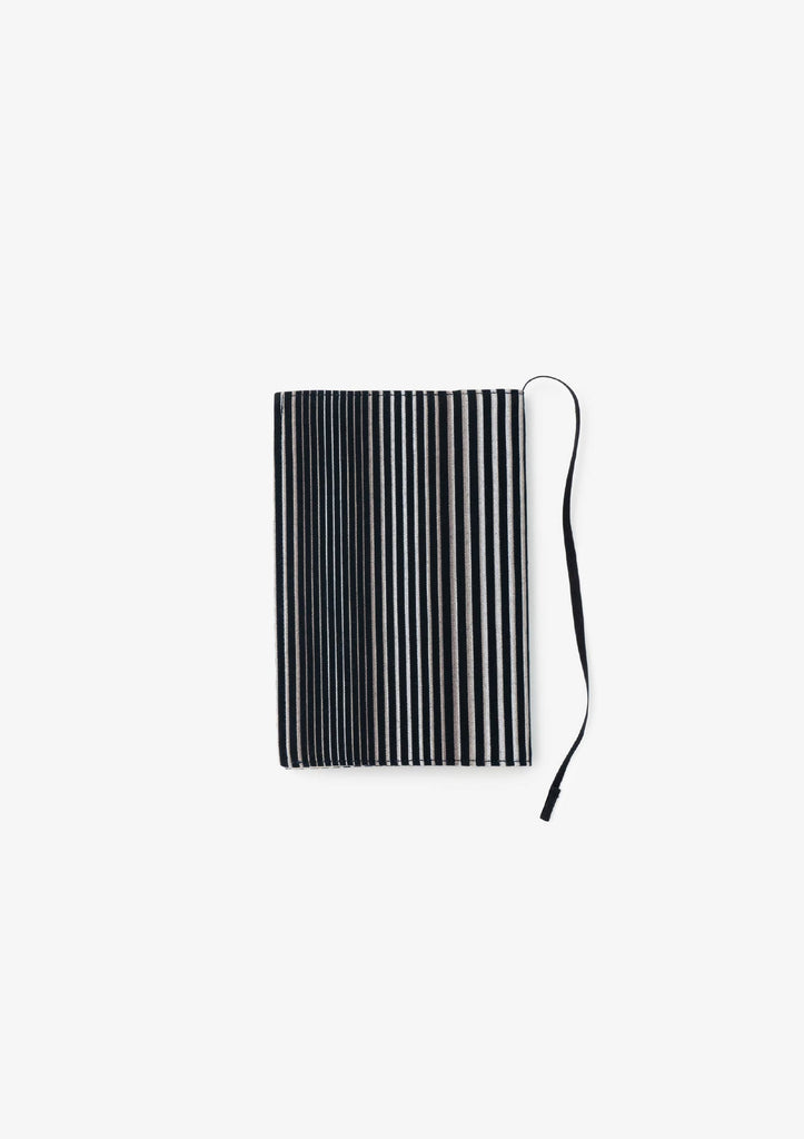 ブックカバー（文庫）（#131 無彩キュービック） ｜小倉織｜小倉 縞縞