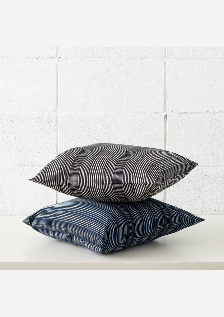小倉織　縞縞　クッションカバー　¥9350×2枚 クッションカバー45角（オーダー品） ｜小倉織｜小倉 縞縞 【公式